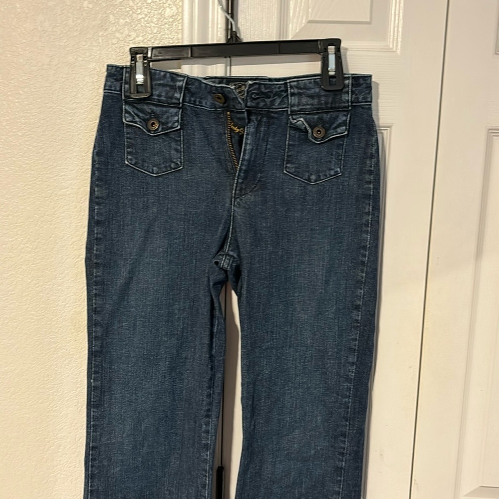 Lucky brand flare jeans 6/28